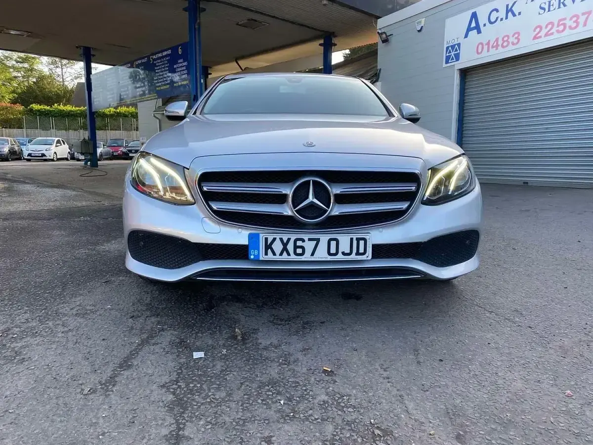 Used Mercedes E220 SE 2017 Silver Sedan