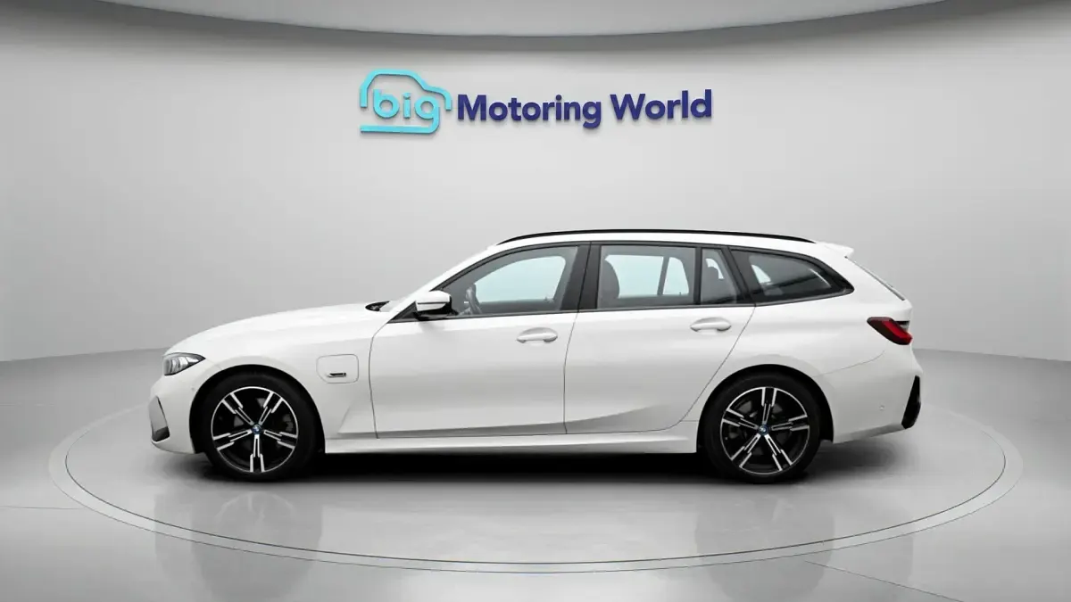 Used BMW 330 M Sport 288 HP (211 kW) 2023 Estate