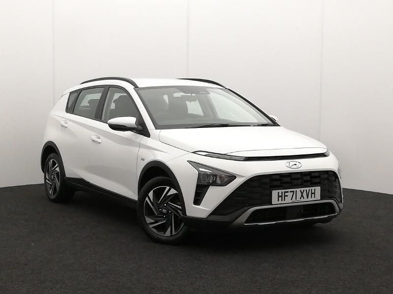 White Used 2021 Hyundai Bayon SE SUV | £13,998 (Fair price) - Image 1/4