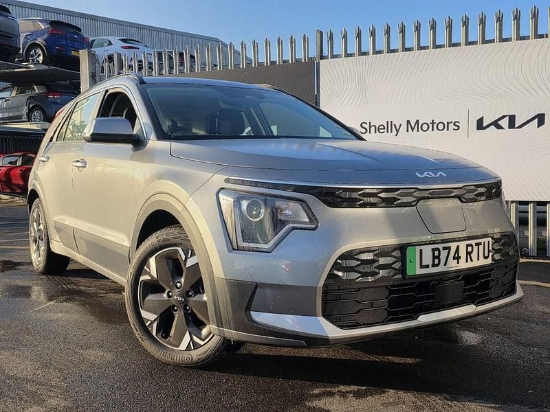 Grey Used 2024 Kia e-Niro SUV | £23,363 (Super price) - Image 1/3