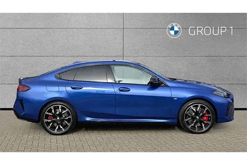 Nuevo BMW M235 Performance 300 CV (220 kW) 2026 Azul Coupe