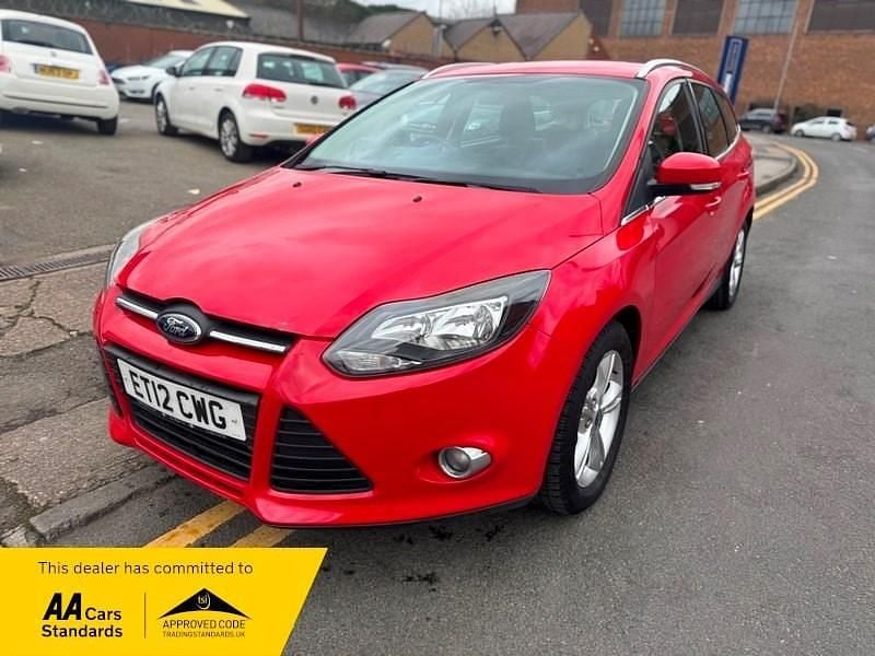 Used Ford Focus Zetec 2012 Red Estate