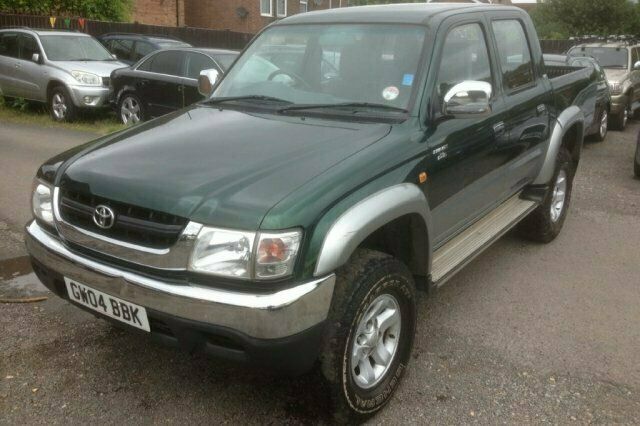 Used Toyota HiLux 2004 Pickup