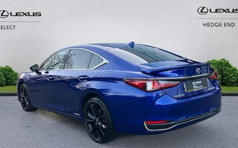Used Lexus ES300H Sport Line 218 HP (160 kW) 2021 Sedan