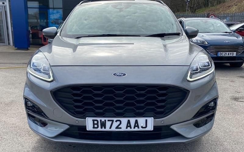 Used Ford Kuga ST-Line X 190 HP (139 kW) 2023 Silver SUV