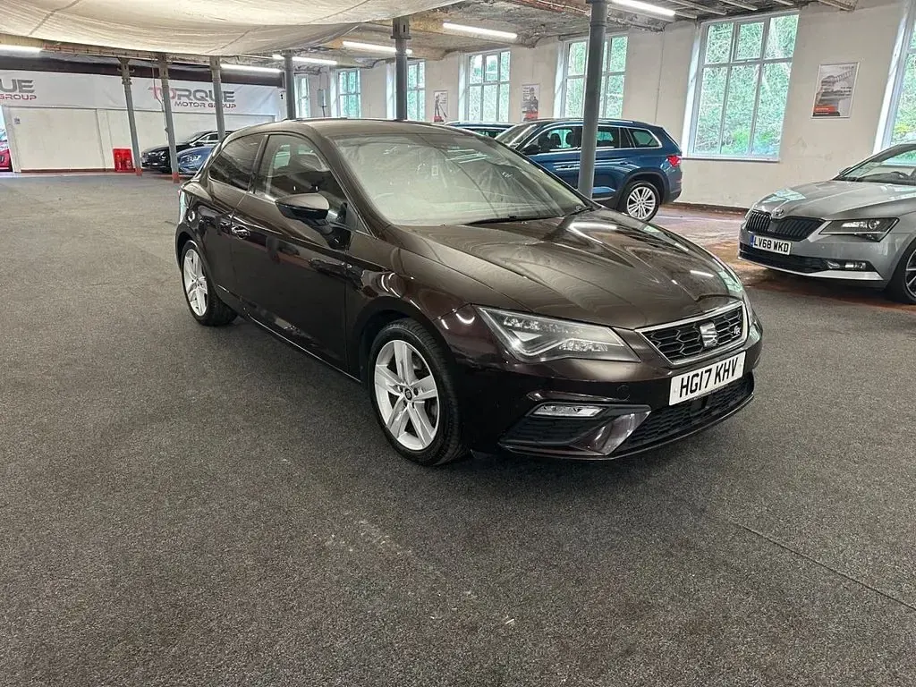 Used Seat Leon FR 184 HP (135 kW) 2017 Mauve/purple Hatchback