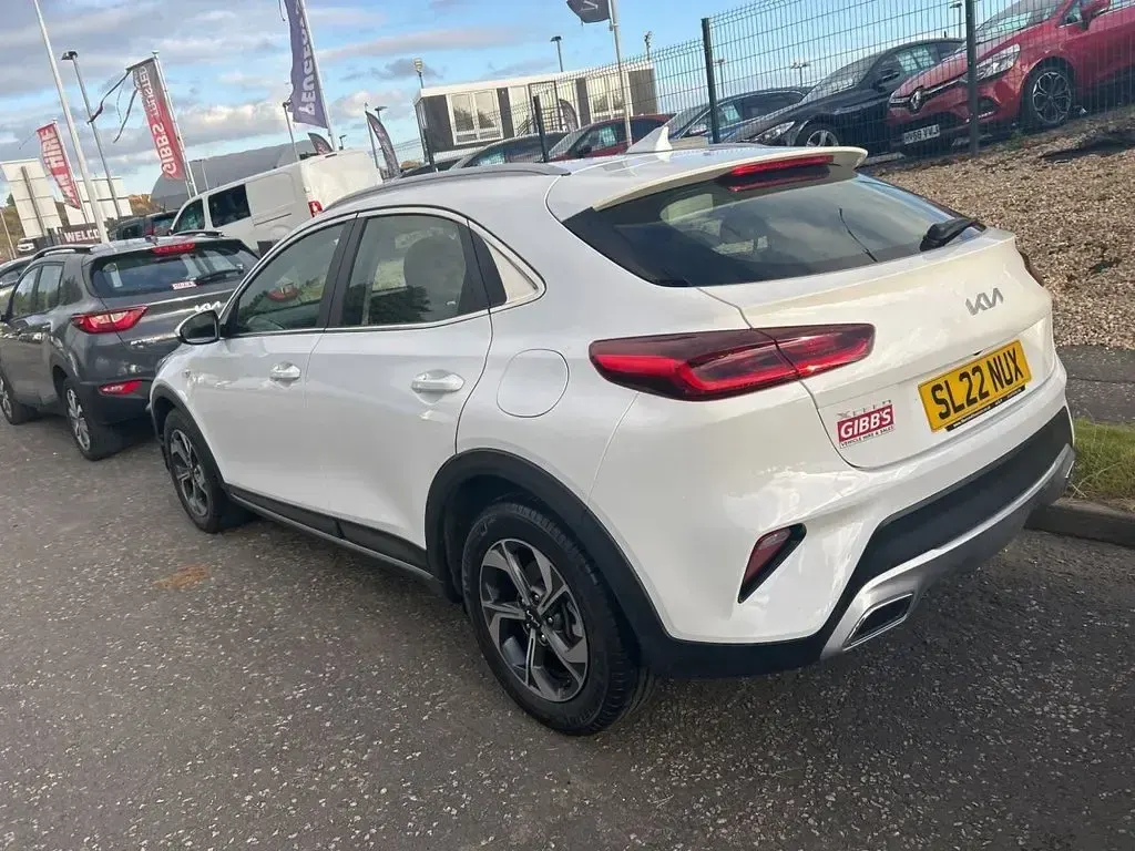 Used Kia XCeed 2022 White SUV