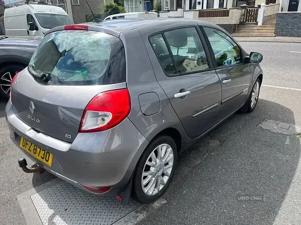 Used Renault Clio Dynamique 2011 Grey Hatchback