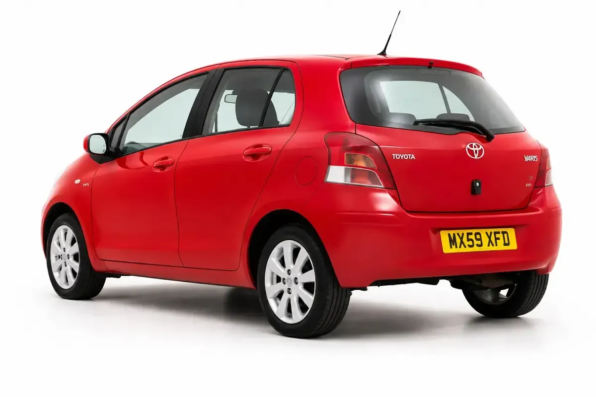 Używany Toyota Yaris 101 KM (74 kW) 2009 Czerwony Hatchback
