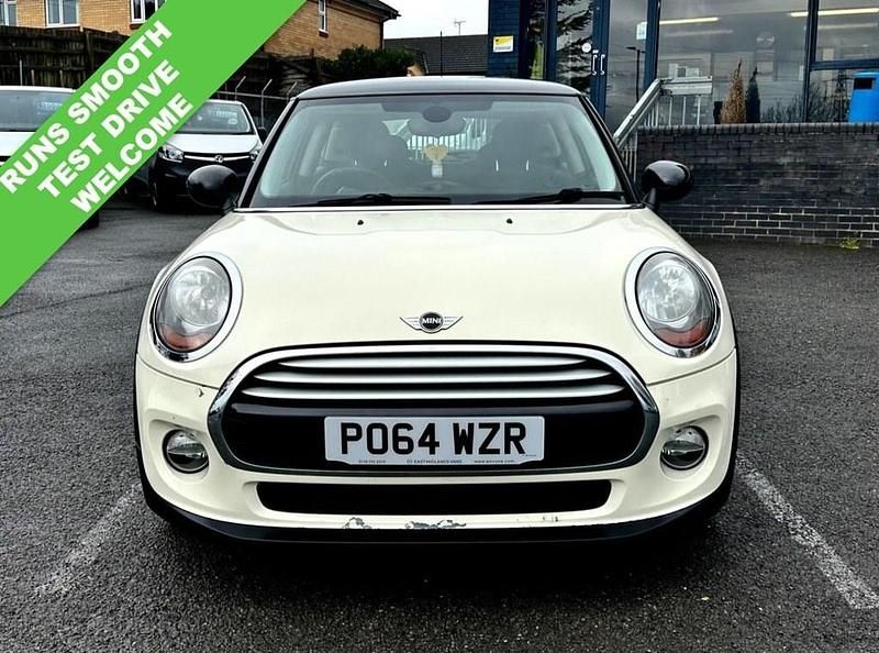 Used Mini Cooper Hatch 136 HP (100 kW) 2014 White Hatchback