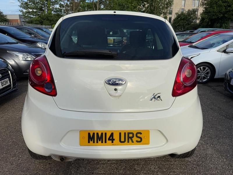Used Ford Ka Zetec 69 HP (50 kW) 2014 White Hatchback