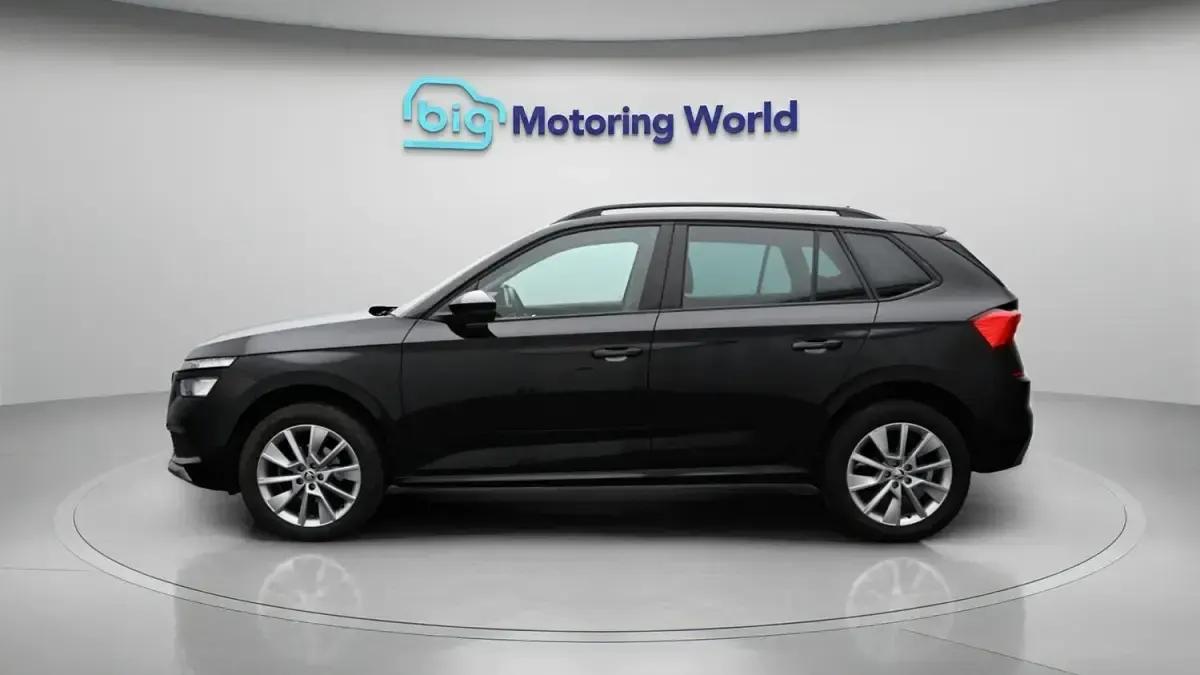 Gebraucht Skoda Kamiq SE Drive 109 PS (80 kW) 2023 Schwarz SUV