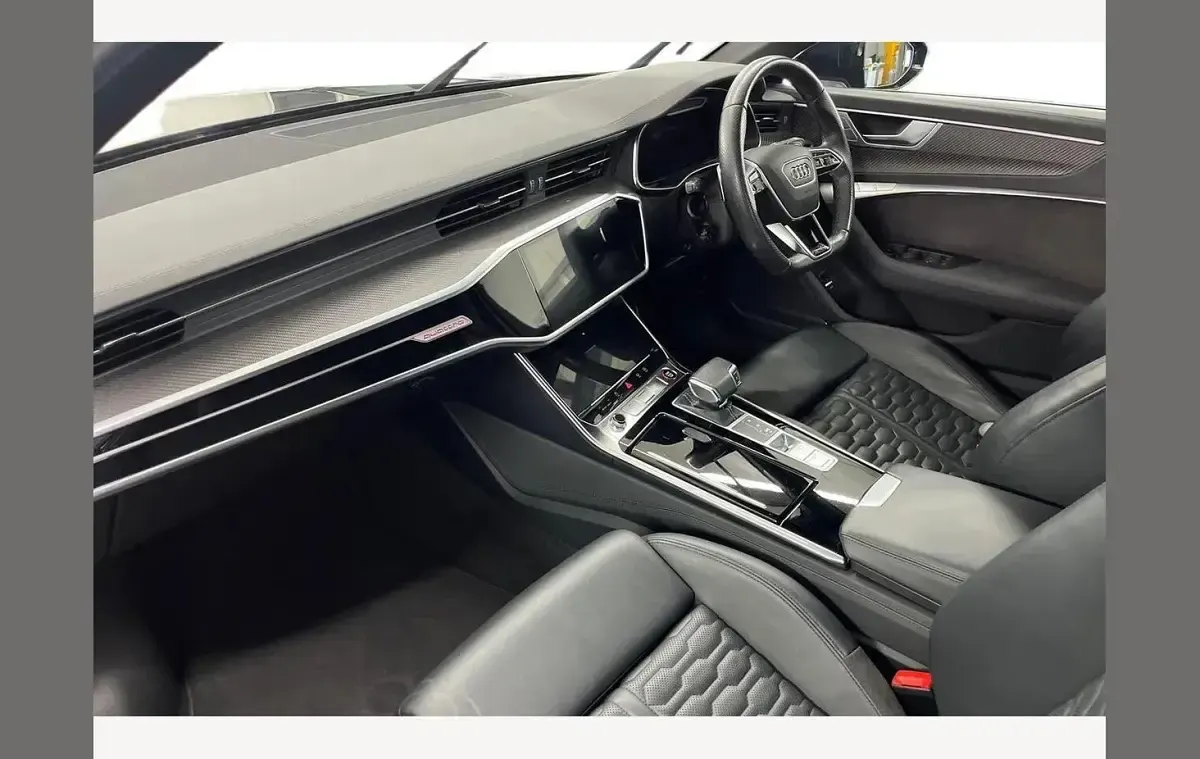 Used Audi RS6 Comfort 600 HP (441 kW) 2021 Black Estate