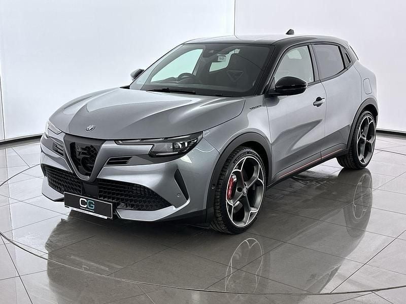 Grey Used 2025 Alfa Romeo Junior Veloce SUV | £39,790 - Image 1/4