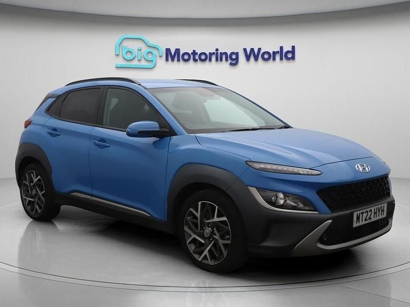 Blue Used 2022 Hyundai Kona Premium SUV | £16,700 (Fair price) - Image 1/4