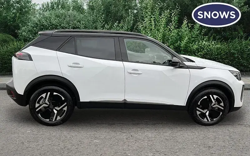 Second-hand Peugeot 2008 GTi 137 CP (100 kW) 2025 Alb SUV