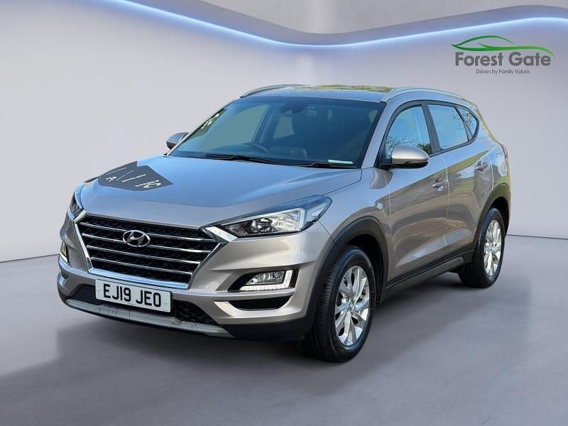 Used Hyundai Tucson SE 177 HP (130 kW) 2019 Beige SUV