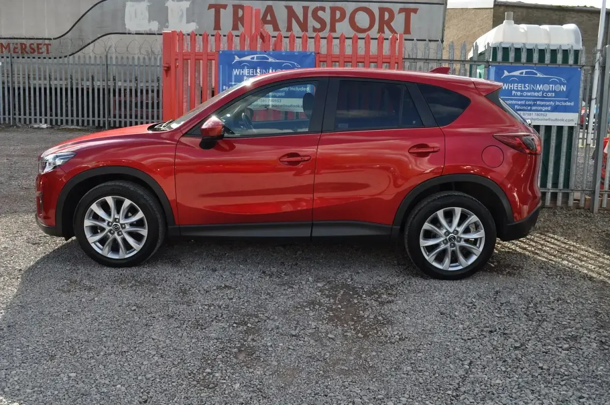 Used Mazda CX-5 Inclusive 175 HP (128 kW) 2015 Red SUV