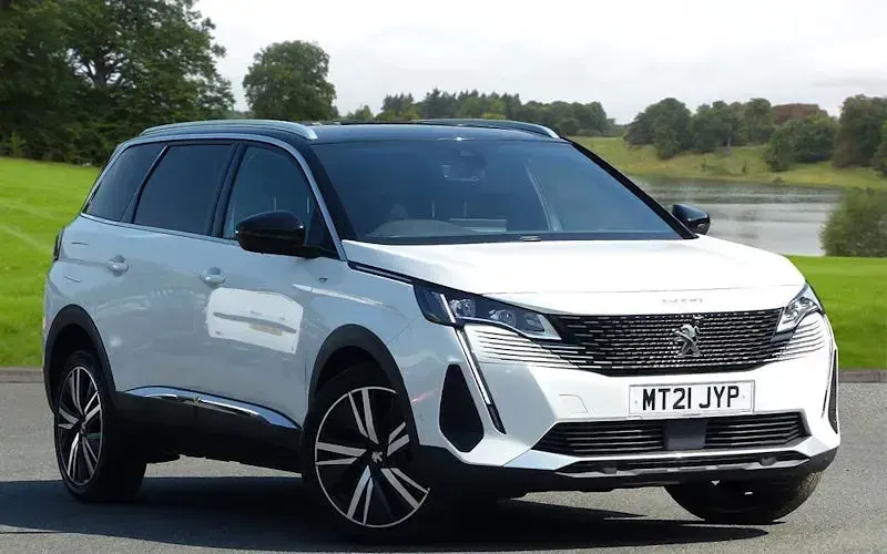 Used Peugeot 5008 Premium 131 HP (96 kW) 2022 SUV