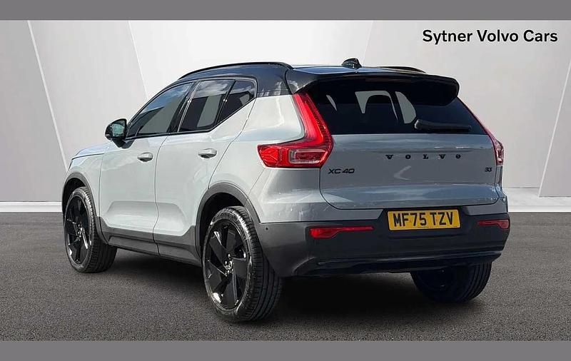 Used Volvo XC40 Ultra 161 HP (118 kW) 2025 Grey SUV