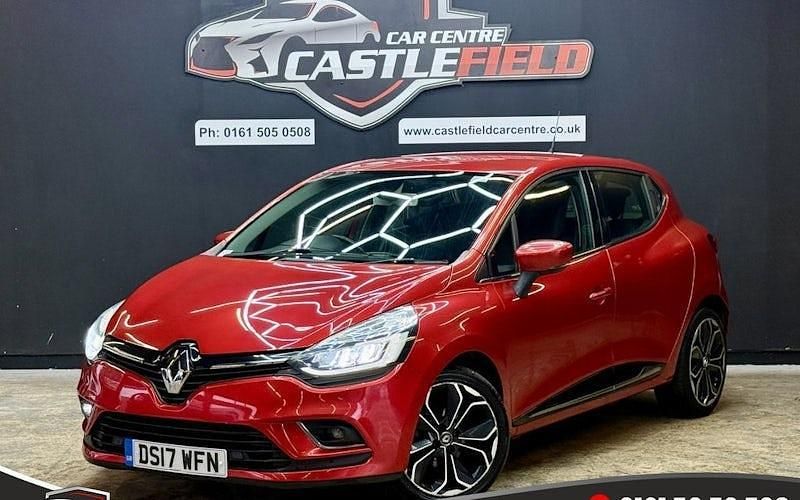 Used Renault Clio IV Signature 90 HP (66 kW) 2018 Hatchback