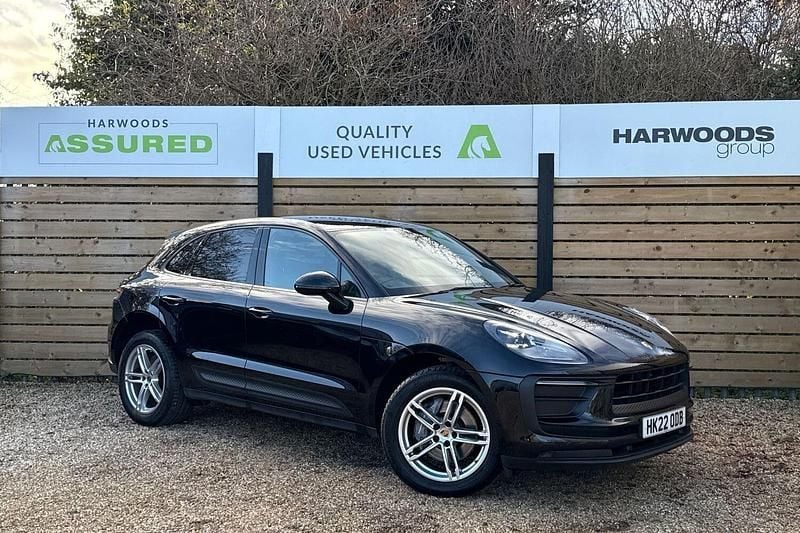 Used Porsche Macan 265 HP (194 kW) 2022 Black SUV