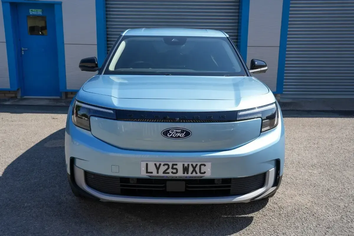Used Ford Explorer Select 210 kW (286 HP) 2025 Blue SUV