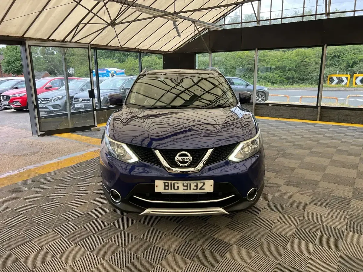 Used Nissan Qashqai Tekna 110 HP (80 kW) 2017 Blue SUV