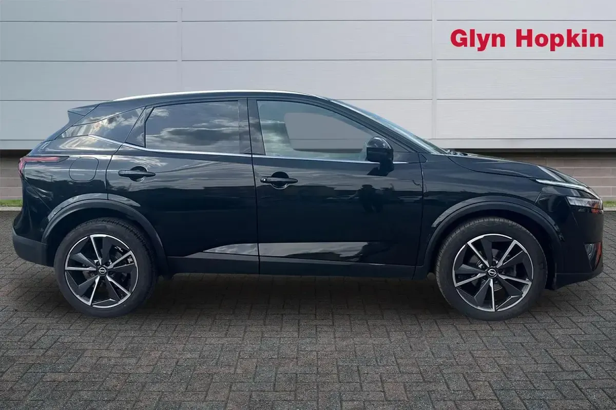 Used Nissan Qashqai Tekna 140 HP (102 kW) 2023 Black SUV