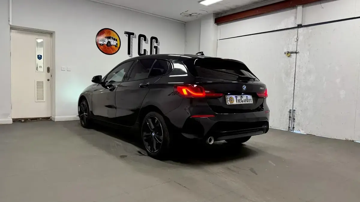 Used BMW 116 Sport Line 116 HP (85 kW) 2023 Black Hatchback