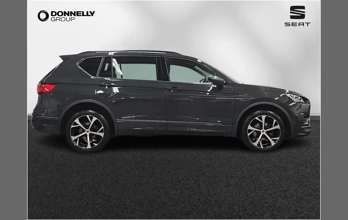 Used Seat Tarraco FR 150 HP (110 kW) 2024 Grey SUV