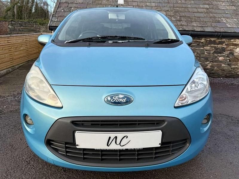 Używany Ford Ka Zetec 69 KM (50 kW) 2010 Niebieski Hatchback