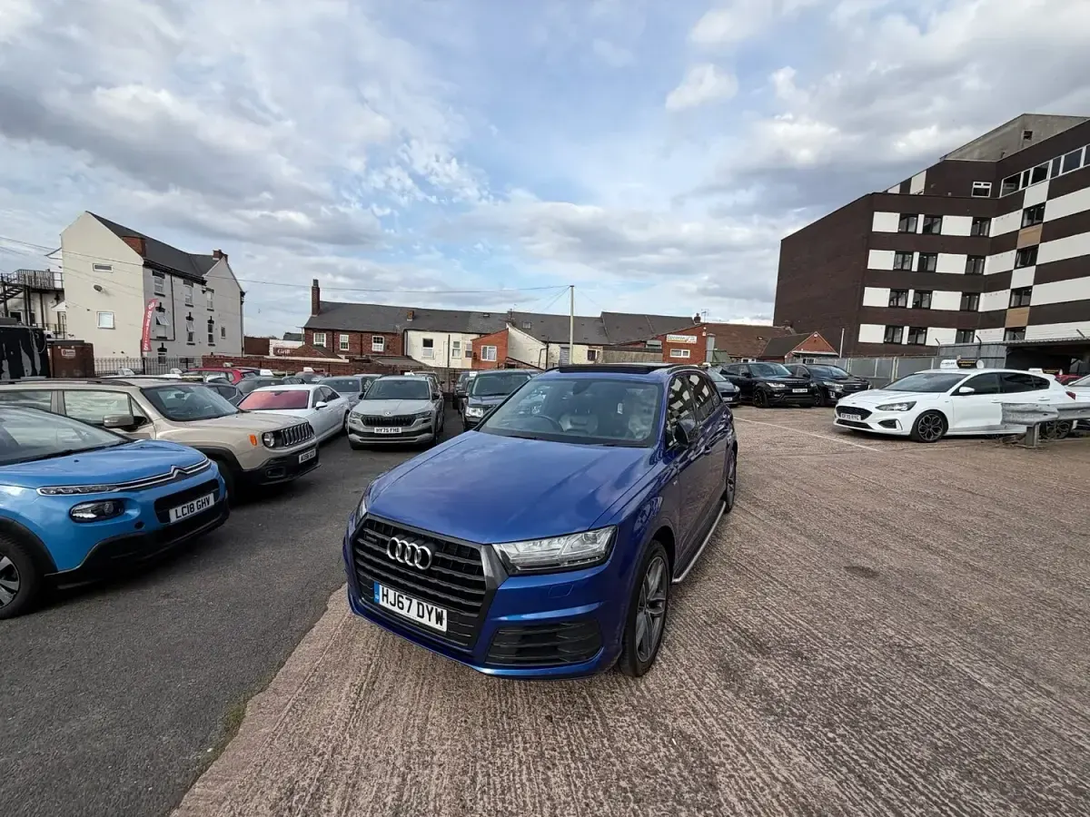 Used Audi Q7 S-Line 2017 Blue SUV