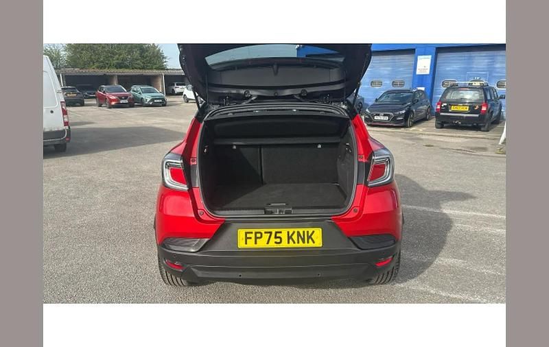 Nouă Renault Captur Techno 158 CP (116 kW) 2025 Other SUV