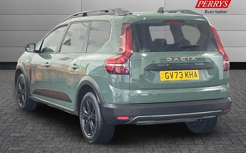 Used Dacia Jogger Extreme 141 HP (103 kW) 2025 MPV