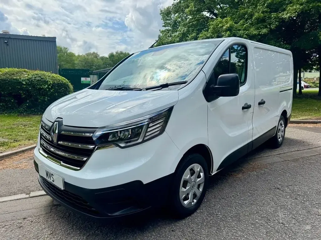 Used Renault Trafic Business 2022 White MPV