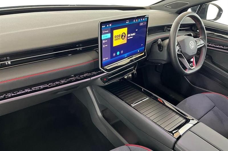 Used VW ID.7 GTX 250 kW (340 HP) 2025 Stone washed blue with black roof Hatchback