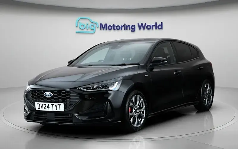 Used Ford Focus ST-Line 155 HP (114 kW) 2024 Black Hatchback