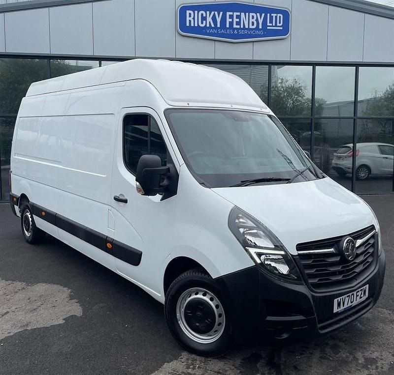 White Used 2021 Vauxhall Movano Edition Van | £10,495 (Fair price) - Image 1/4