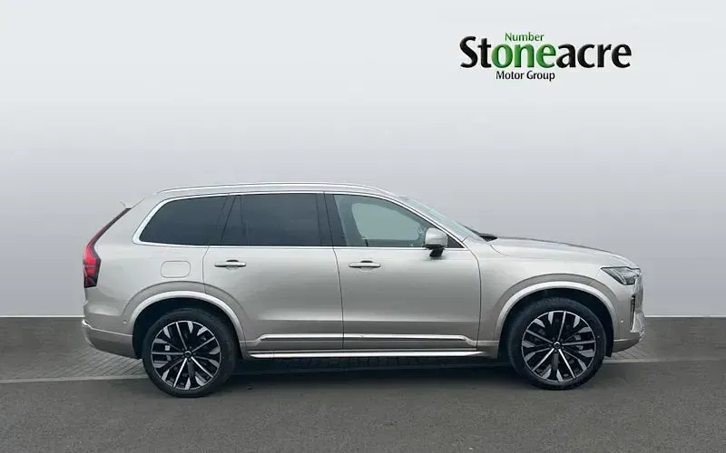 Used Volvo XC90 Ultra 250 HP (183 kW) 2025 SUV