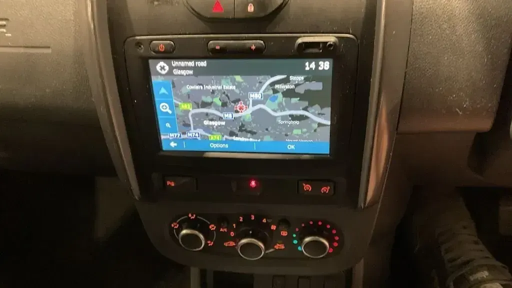 Usado Dacia Duster 125 HP (91 kW) 2018 Prateado SUV