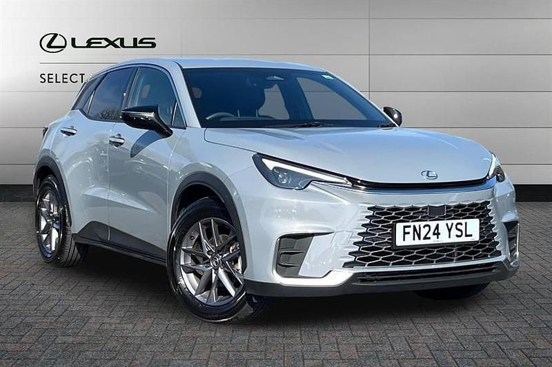 Used Lexus LBX 136 HP (100 kW) 2024 Grey SUV