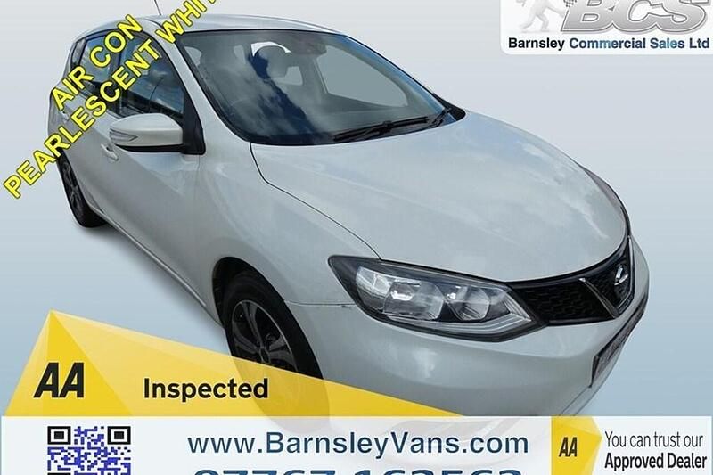 White Used 2015 Nissan Pulsar Acenta Hatchback | £3,495 (Expensive) - Image 1/1