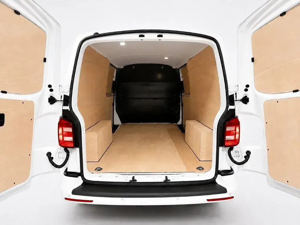 Used VW T6 Highline 204 HP (150 kW) 2017 White Van