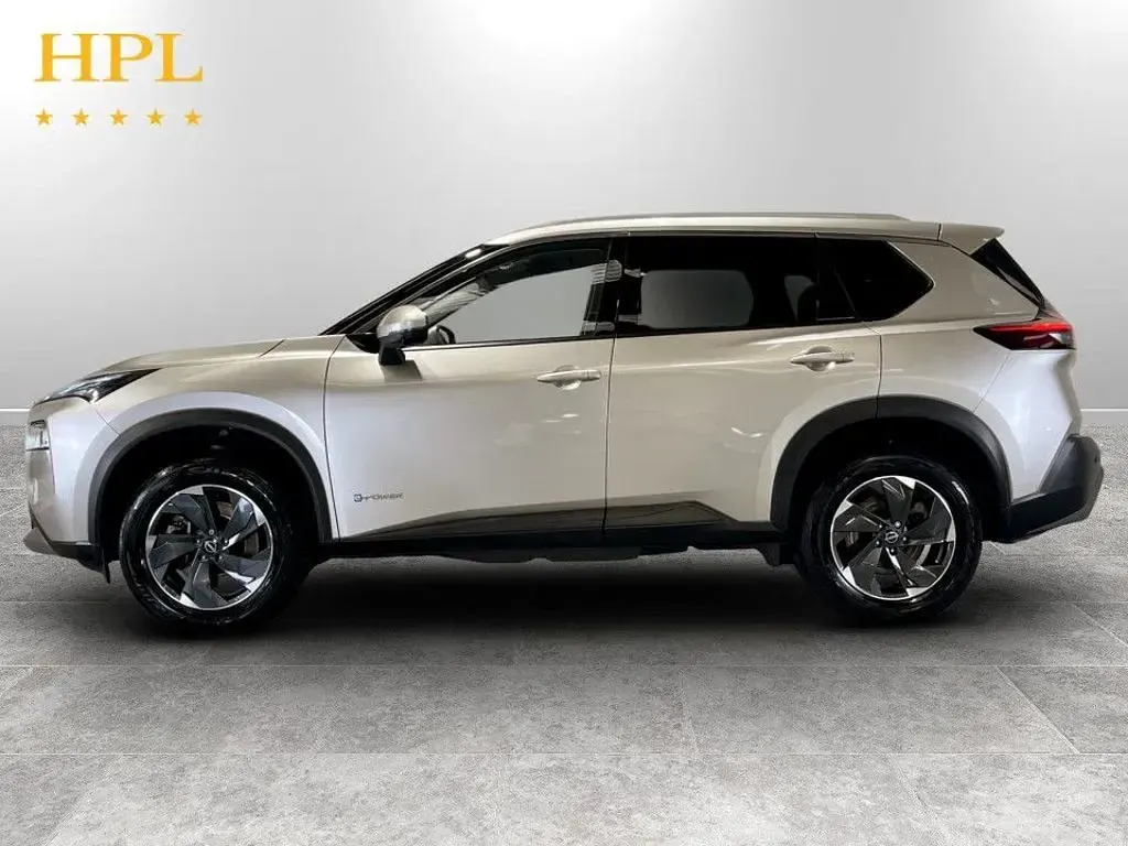 Used Nissan X-Trail N-Connecta 213 HP (156 kW) 2025 Silver SUV