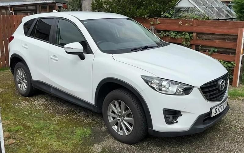 White Used 2017 Mazda CX-5 SUV | £10,499 (Super price) - Image 1/1