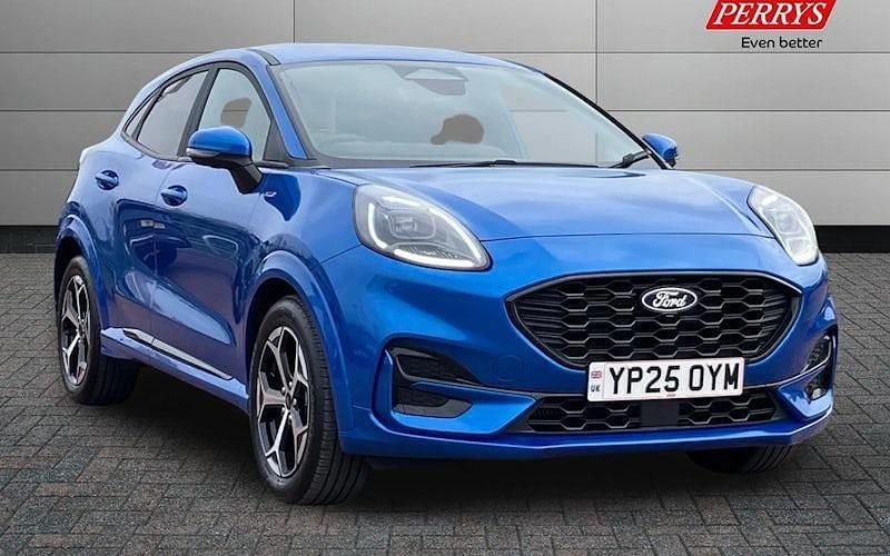 Used 2025 Ford Puma Gen-E ST-Line Hatchback | £19,899 (A bit pricey) - Image 1/3