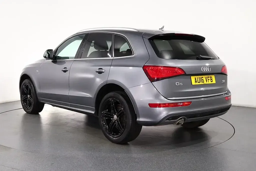 Used Audi Q5 S-line plus 190 HP (139 kW) 2016 Grey SUV
