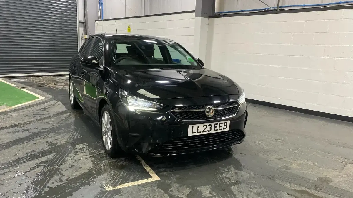 Used Vauxhall Corsa Design Edition 100 HP (73 kW) 2023 Black Hatchback