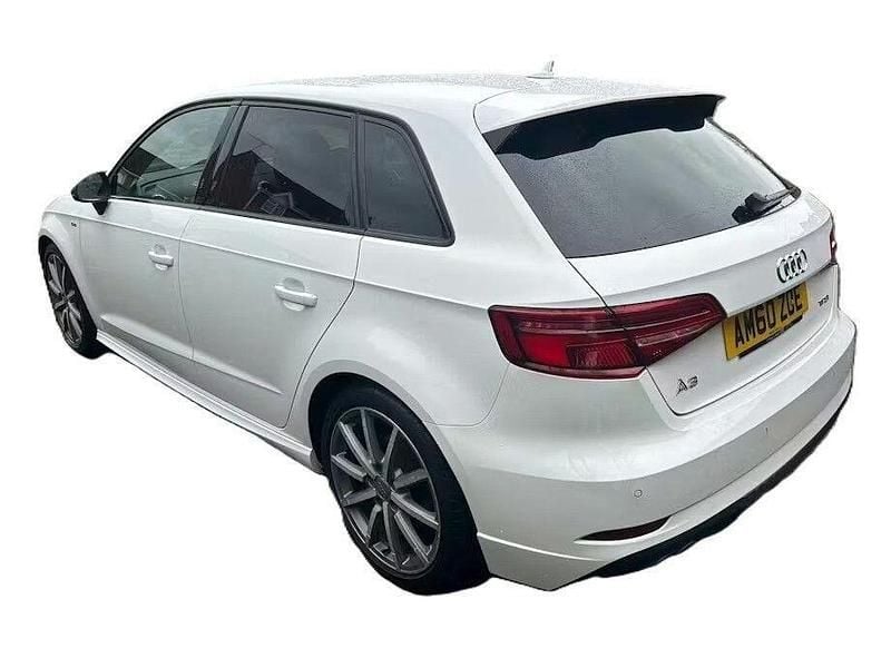 Used Audi A3 Sportback Black Edition 150 HP (110 kW) 2018 White Hatchback